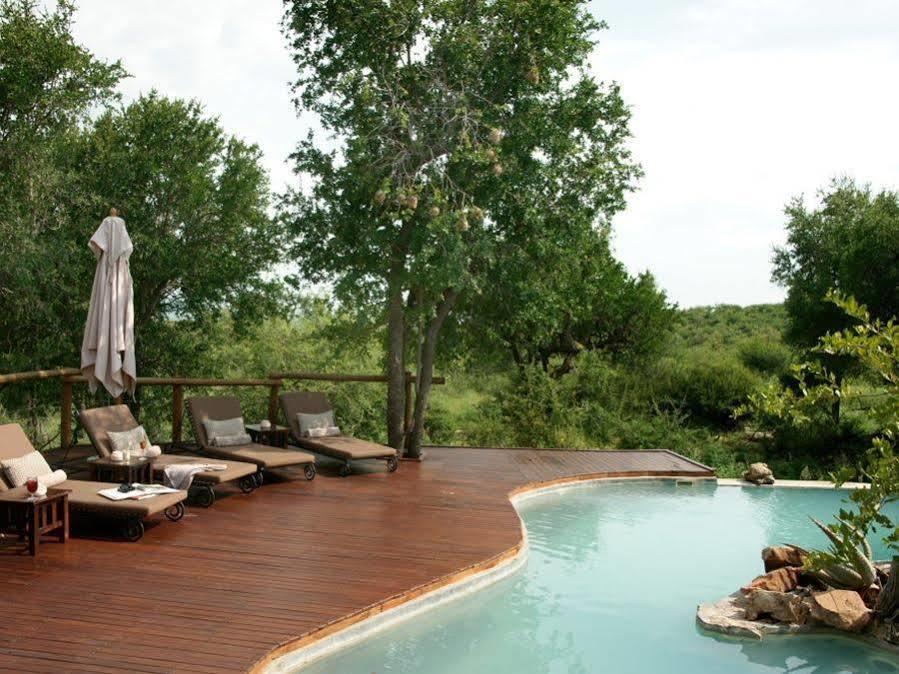 Impodimo Game Lodge Madikwe Game Reserve Exterior foto